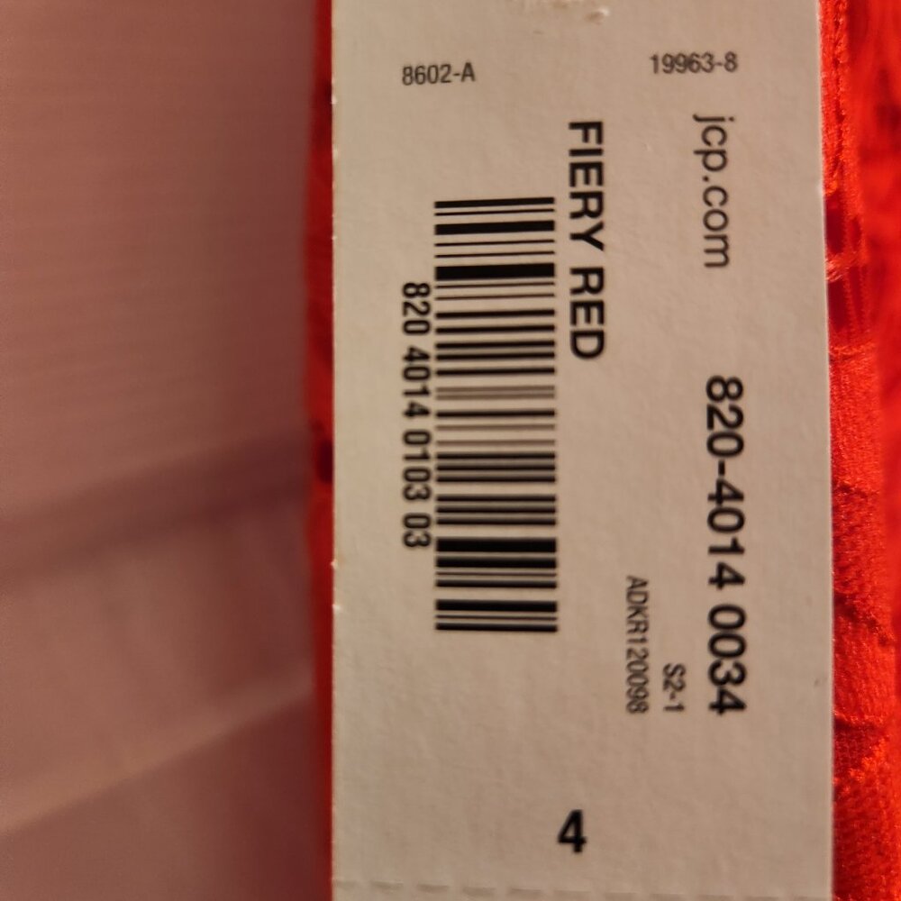 Fiery Red - Picture 3 of 4